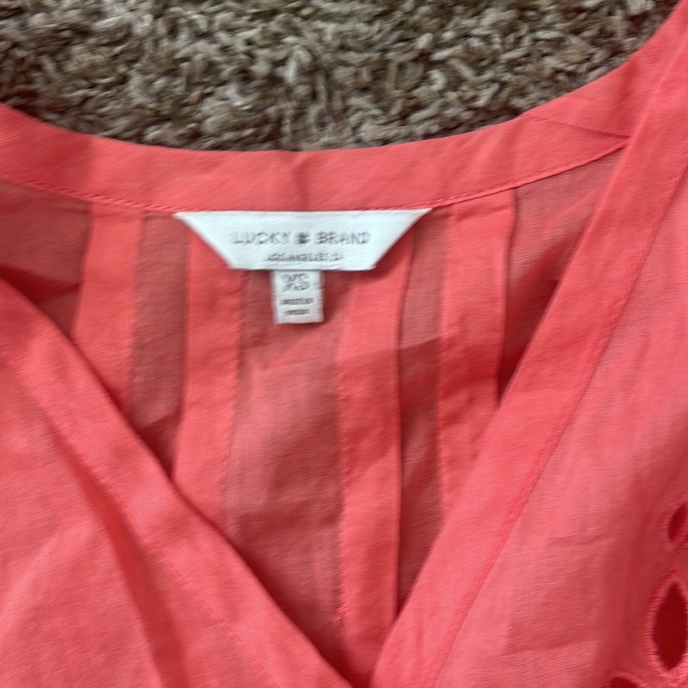 Lucky button down - Picture 2 of 3
